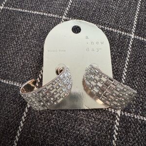 A New Day Silver Geo-Texture Drop Earrings